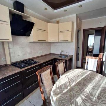 Продам классную 3 комнатную квартиру с евроремонтом у моря