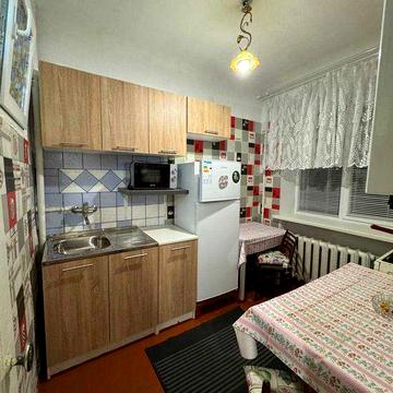 Сдам 2 к квартиру на ж/м Красный камень Покровский (можно с животными)