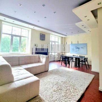 Продаж двосторонньої 2к квартири, вул. Заньковецької, 5/2, Хрещатик