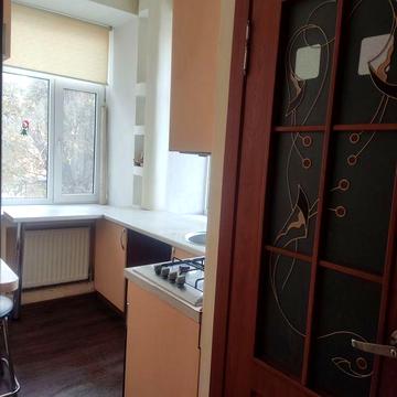 Здається 3-х кімнатна квартира в центрі від власника