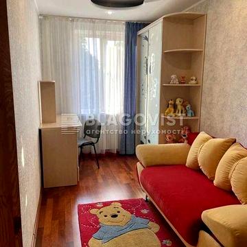 Продаж квартири на Єреванська 13, 56 кв.м, 3кімн.,