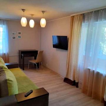 2-кімнатна по вул. Костанайська, 2 Деміївська 10 хв.