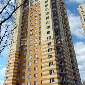 Продається квартира Краківська, 27 цегла ремонт ст. м "Черниговская"