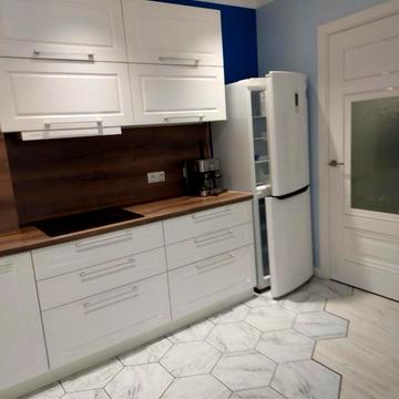 Ясинуватський пров., 11