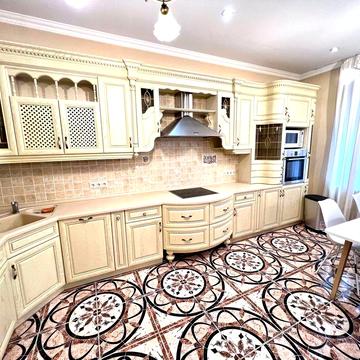 Без%,Круглоуніверситетська 3-5,ремонт,5кімнат,паркінг на 2 авто,видова