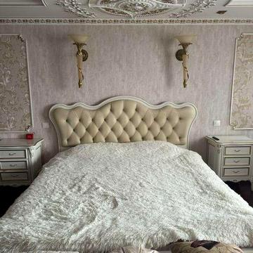 Продається дворівнева квартира по бульвару Шевченка.