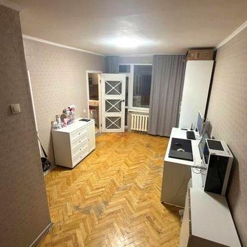 Однокімнатна, ремонт, вулиця Мостицька 6