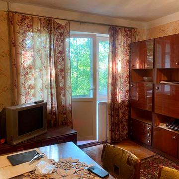 продам 3 комнатную квартиру Дворец Спорта