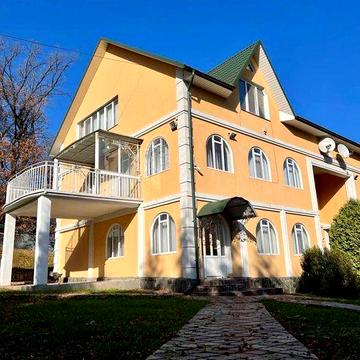 Продаж будинку у Чернівцях р- н Роша