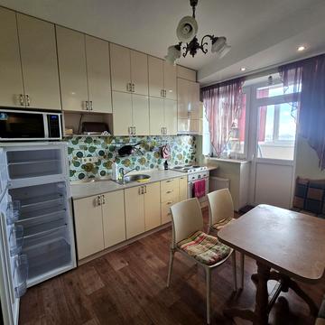 Олега Мудрака вул. (Генерала Наумова), 66