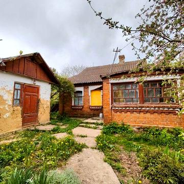 Здається 2-к. будинок по вул.Б.Хмельницького в р-ні Бучми,читайте опис