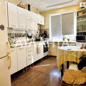 Продаж 3к Квартира Генерала Бочарова вулиця