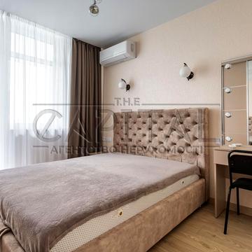 Салютна вул., 2-Б