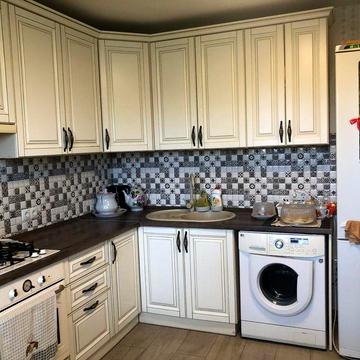 Продам 3 кімнатну квартиру.Капітальний ремонт ,80 кв м