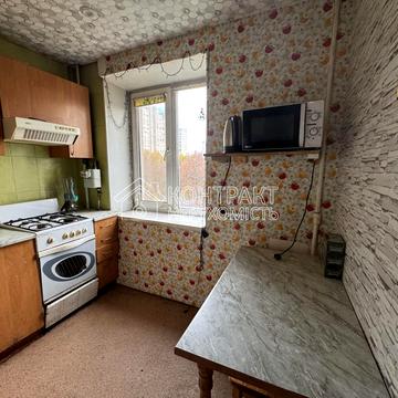 Європейська вул. (Новгородська), 4