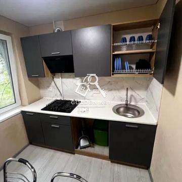 Університетський просп. (Гагаріна), 71