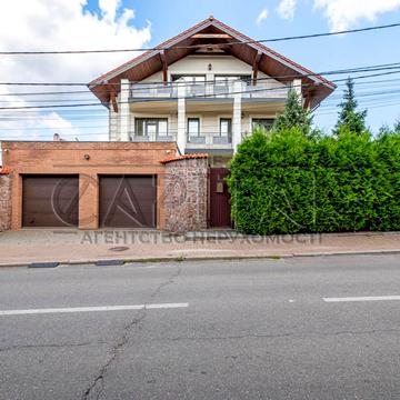 Добрий Шлях вул.