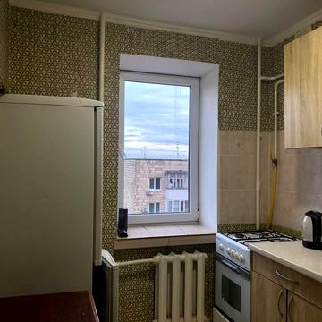 Кулика і Гудачека вул. (Макарова), 38