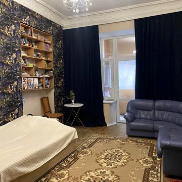 Пироговська вул., 5