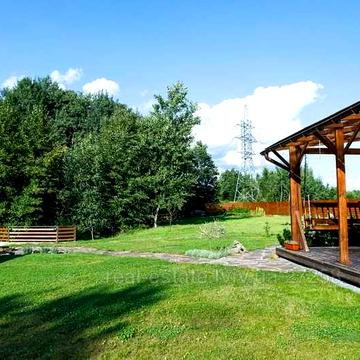 Будинок (Танхаус) з додатковою земельною ділянкою