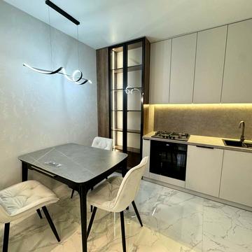 Юліана Пелеша вул., 3