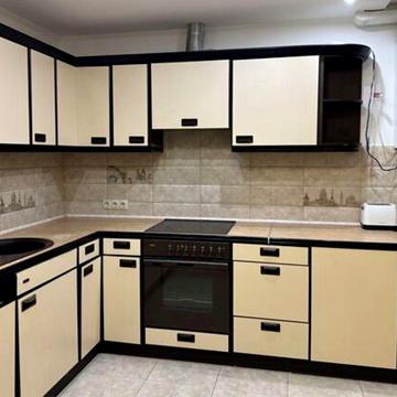 Оренда 3 кімнатної квартири біля озера