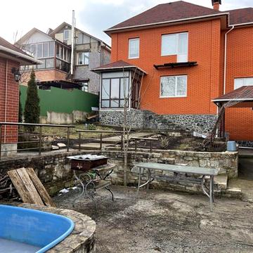 Пров.Героїв Крут