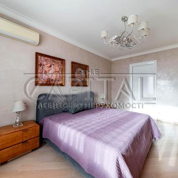 Володимира Івасюка просп. (Героїв Сталінграду), 8