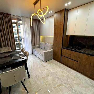 Юліана Пелеша вул., 1