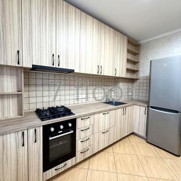 Каштанова вул., 14-А