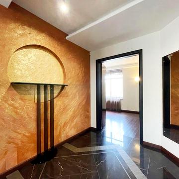 Круглоуніверситетська вул., 3-5