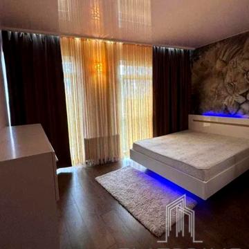 Мисливська вул., 3