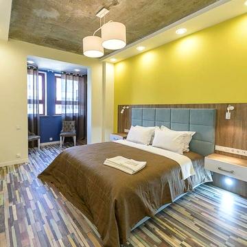 Шота Руставелі вул., 44