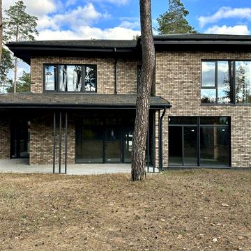 Будинок у лісовій Бучі у КМ