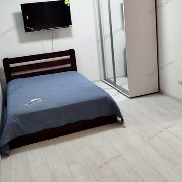 Бориса Гмирі вул., 12-Б