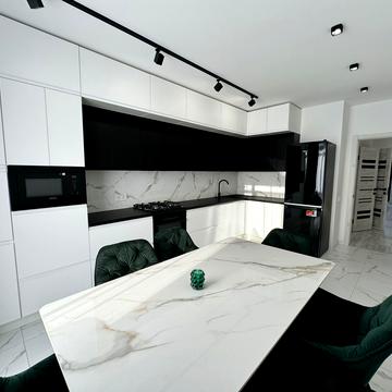 Княгинин вул., 12