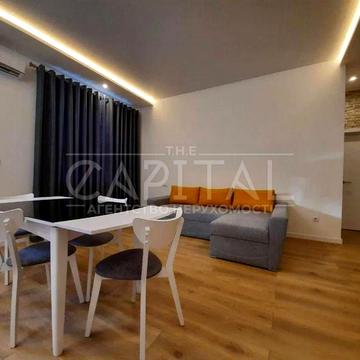 Миколи Міхновського бульв. (Дружби Народів), 7