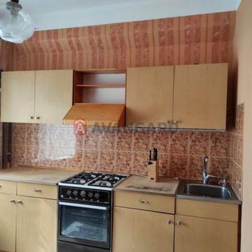 Товариська вул., 70