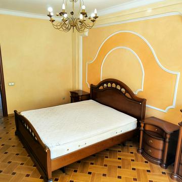 Жилянська вул., 30-А