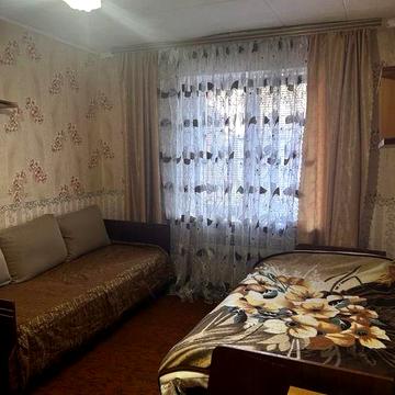 Здам півбудинку,окремий вхід.Центр.7500(Це з комунальними)