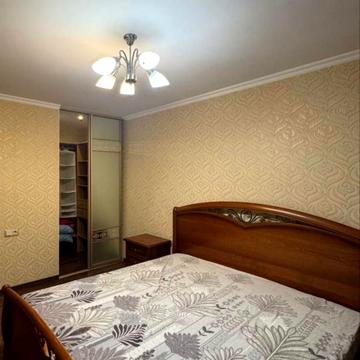 Драгоманова, 52