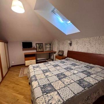 Реальная 3-ка в Центре, Университет, Центр, Проспект Независимости 7