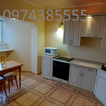 Миколи Бажана просп., 36