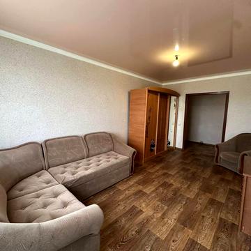 Сонячний мікрорайон вул., 53