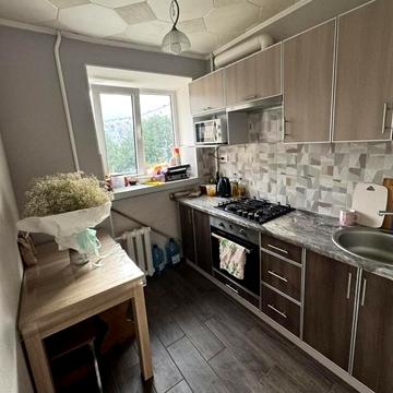 Карпенка вул., 22