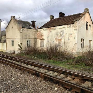 Продам дві квартири в будинку можливо під бізнес