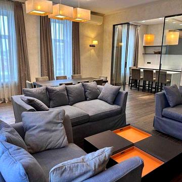 Без комісії здам 3-х кімн. квартиру по адресу вул. Шовковична 30а