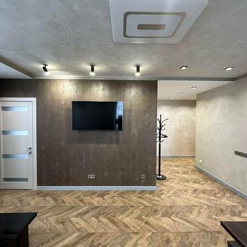 Луговська вул., 248