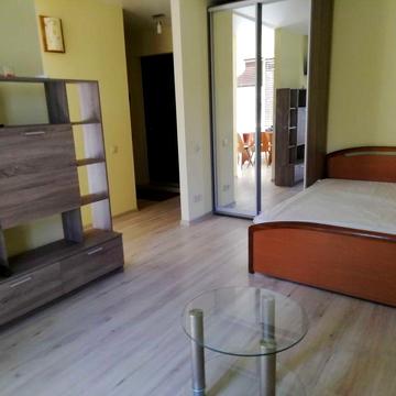 Сдам 1-к квартиру, 3/5 со свежим ремонтом и техникой, 23 Августа, 48