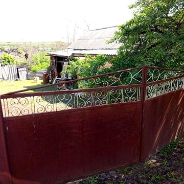 Продається будинок, в селі Мошорино, Знамянського району.
Земля не пр